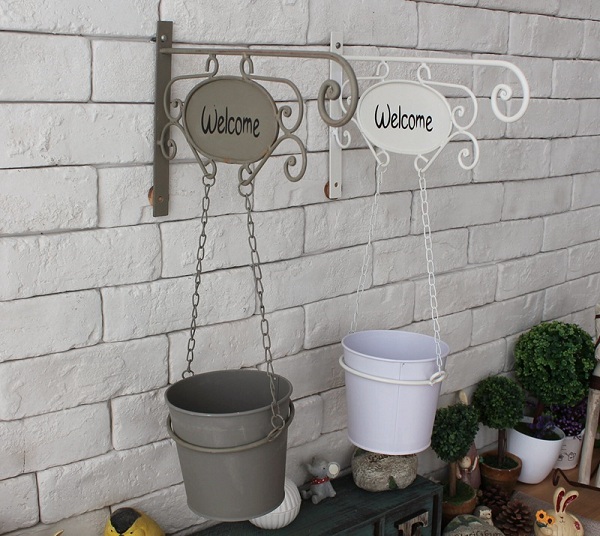 Giỏ hoa sắt treo tường